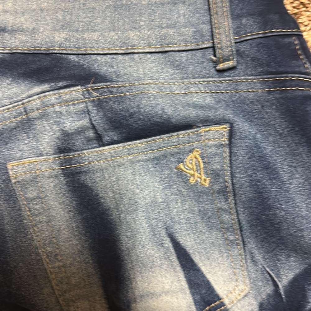 Pretty jeans - Picture 4 of 4